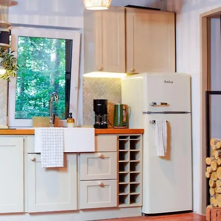 Okno Na * Wola Polska